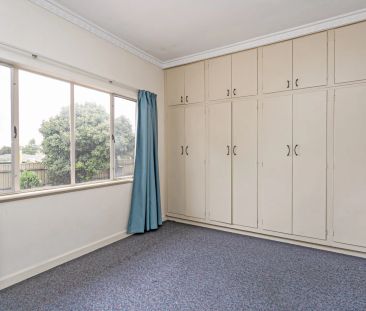 Four Bedroom Home in Popular Location - Photo 3