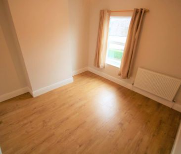 2 bedroom house to rent - Photo 1