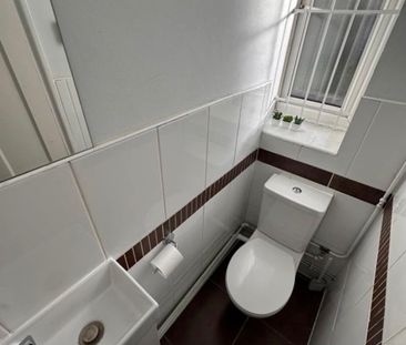 3 Bed Flat, Balin House, SE1 - Photo 2