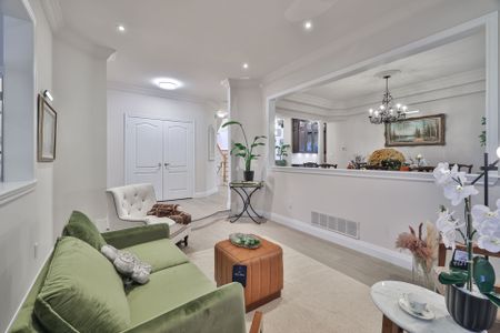 For Lease - 2201 Galloway Drive, Oakville, Ontario - Photo 3