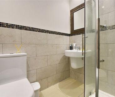 Frome Valley Road, Bristol - Photo 1