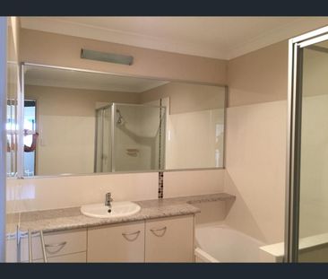 Fully Ducted Air-conditioning in Secure Complex - Photo 6