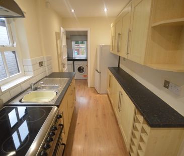 2 bedroom House To Let Total Size: 877 SQ FT - Photo 6