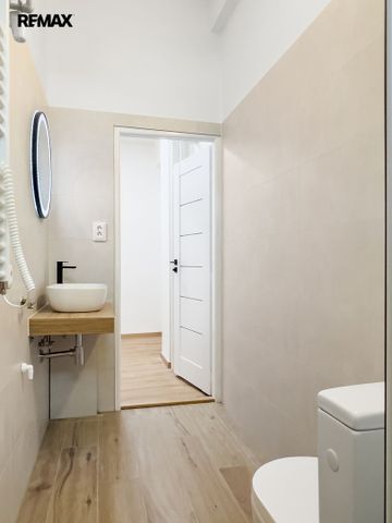 Pronájem bytu 1+kk v osobním vlastnictví 31 m², Praha 6 - Břevnov - Фото 5