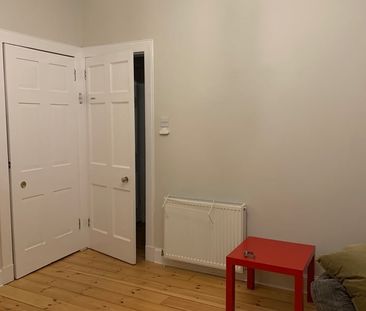 1 Bed Flat, West Crosscauseway, EH8 - Photo 2