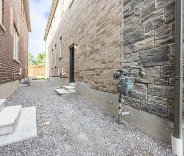 For Lease - 400 Finch Avenue Unit# 17, Pickering, Ontario - Photo 4