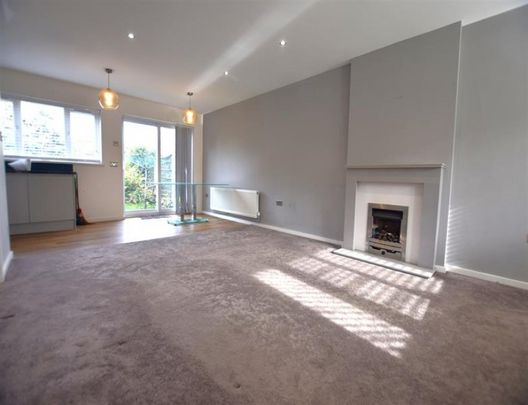 4 Bedroom Detached To Let - Photo 1