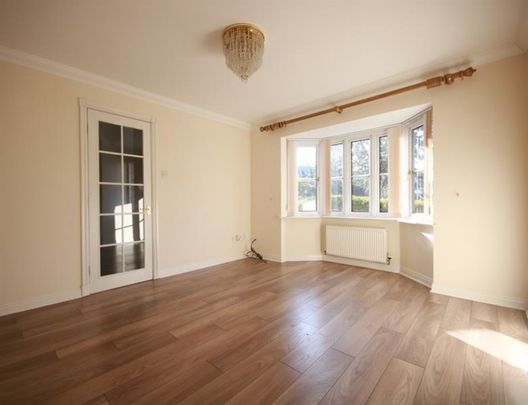 5 Bedroom Detached To Let - Photo 1