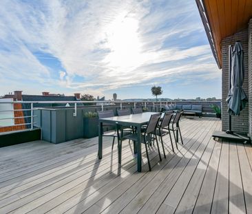 Penthouse met ruim terras en garage in centrum Roeselare - Photo 1