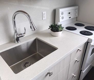 For Lease - 1985 Lawrence Avenue Unit# 1, Toronto, Ontario - Photo 1