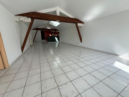 Location Appartement 2 pièces 89m² ST DONAT SUR L HERBASSE 26260 - Photo 4