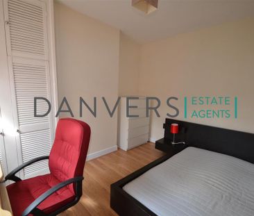 4 bedroom end of terrace house to rent - Photo 6