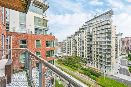 Juniper Drive, Battersea, SW18 - Photo 2