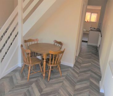 2 bedroom house to rent - Photo 1