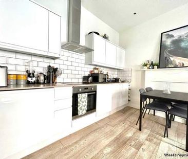 2 bedroom property to rent in London - Photo 1