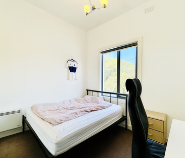 388 High Street, Windsor, VIC - Photo 4 | Rentumo