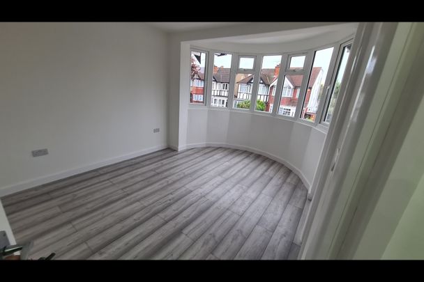 Room in a Shared House, Rayners Lane, HA2 - Photo 1