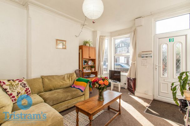 3 bed Mid Terraced House for Rent - Photo 1