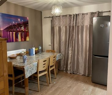 Room in a Shared House, Tavistock Grove, CR0 - Photo 5