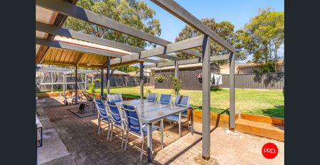 Comfortable Living with Room to Entertain - Photo 2