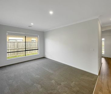 65 Presentation Boulevard, Winter Valley - Photo 1