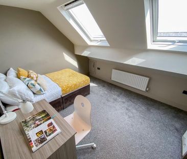 6 bedroom terraced house to rent - Photo 2