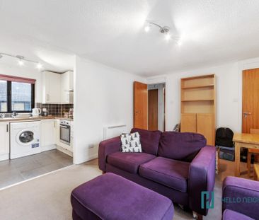 Hamilton Close - Photo 1