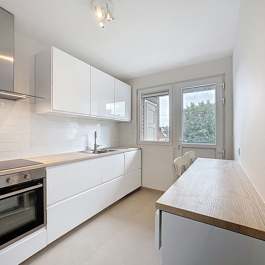 Appartement met één slaapkamer in Anderlecht - Photo 1