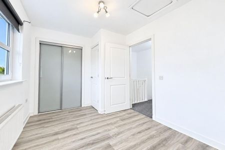 2 bedroom terraced house to rent - Photo 3