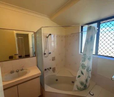 87 Quickly Crescent, Hamilton Hill WA 6163 - Photo 6