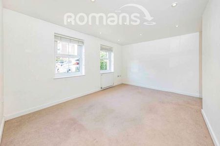 Wiltshire Place, Wokingham, RG40 - Photo 2