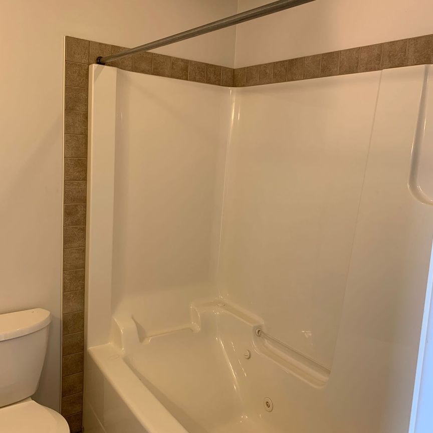 Apartment in Propect Pointe - Photo 1