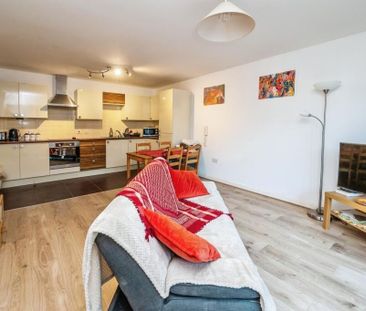 1 Bed Flat, Buttonbox, B18 - Photo 1