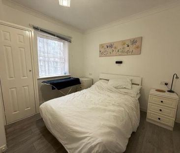 Bridge Terrace, Southampton - Photo 2