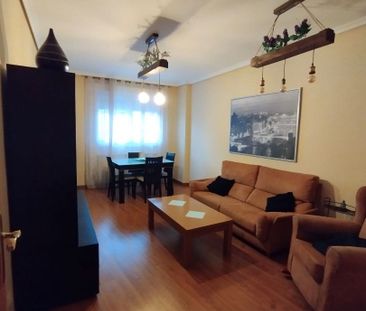 Piso de alquiler en Calle Lozano, Carretas - Pajarita - Photo 1