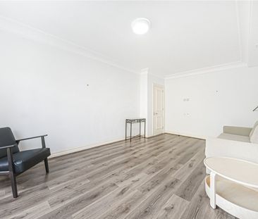 Abbots Walk, London, W8 - Photo 3