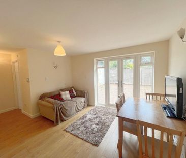1 bedroom in a house share to rent - Photo 5