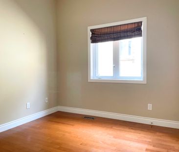 For Lease - 9 Odeon Street, Brampton, Ontario - Photo 2