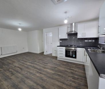 2 bedroom detached bungalow to rent - Photo 2