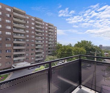 Condo for rent, Montréal (Côte-des-Neiges/Notre-Dame-de-Grâce) - Photo 1