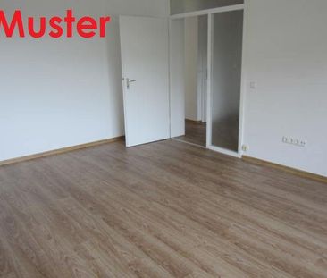 Tolle 2-Zimmer-Wohnung - frisch modernisiert - Foto 1