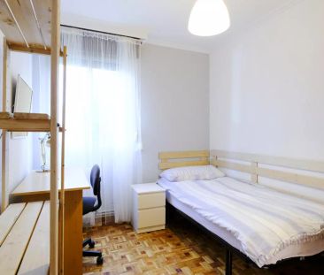 4-bedroom apartment for rent in Aluche - Foto 1