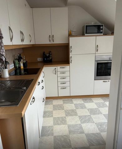 WG Zimmer mit Hilfeleistung (2-3 Stunden pro Monat) 1 Person - Foto 3