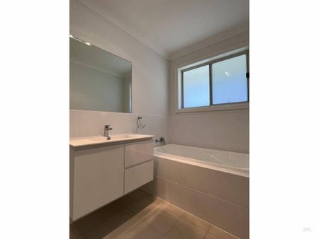 Home With Large Yard - Photo 4