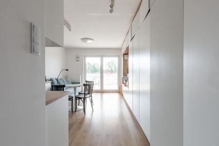 Kawalerka | Super lokalizacja | Balkon | - Photo 2