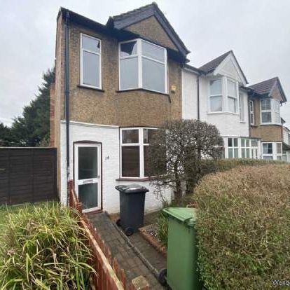 3 bedroom property to rent in Radlett - Photo 1