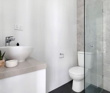 CONTEMPORARY COMFORT IN A COVETED BENTLEIGH POCKET - Photo 4