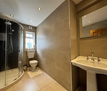 1 bedroom in a house share to rent - Photo 4