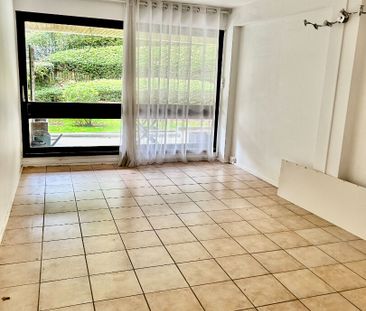 Appartement 1 pièce de 34m2 avec terrasse - Photo 2