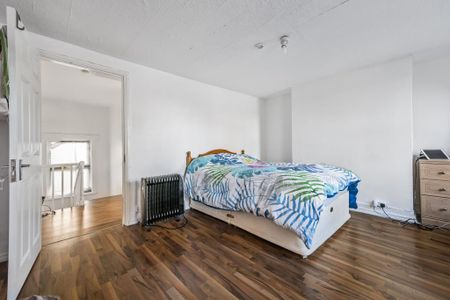 2 bedroom maisonette to rent - Photo 4